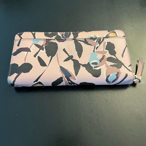 Kate Spade Wallet - Picture 3 of 5